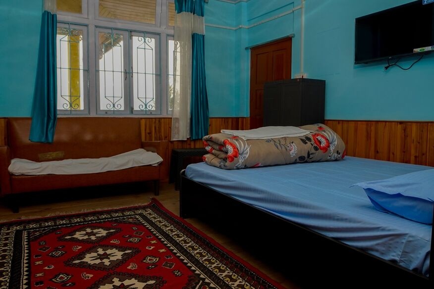 Tea garden view lodge Darjeeling